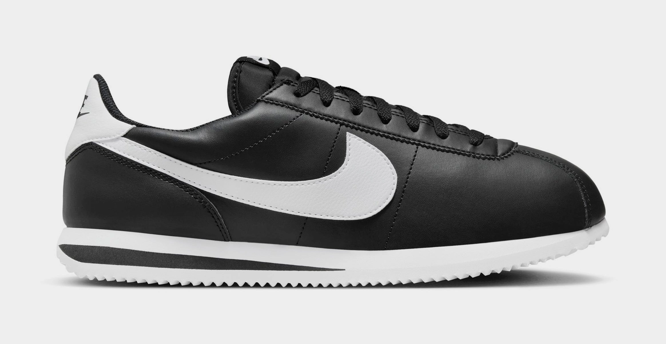 Cortez Leather Mens Lifestyle Shoes (Black/White) nike cortez retro running shoes classic style