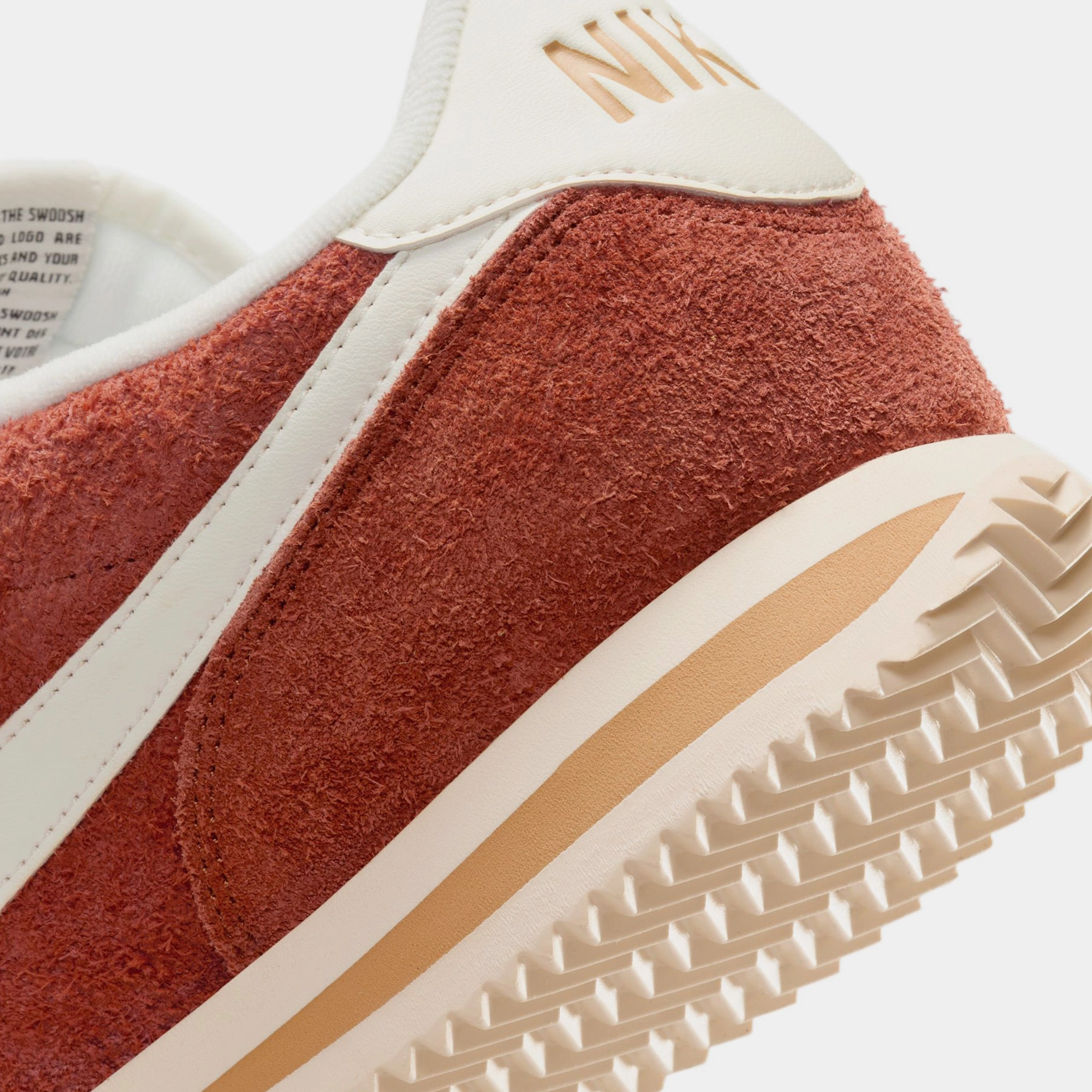 Cortez SE Suede Mens Running Shoes (Dark Russet/Flax/Muslin/Sail) Classic Cortez