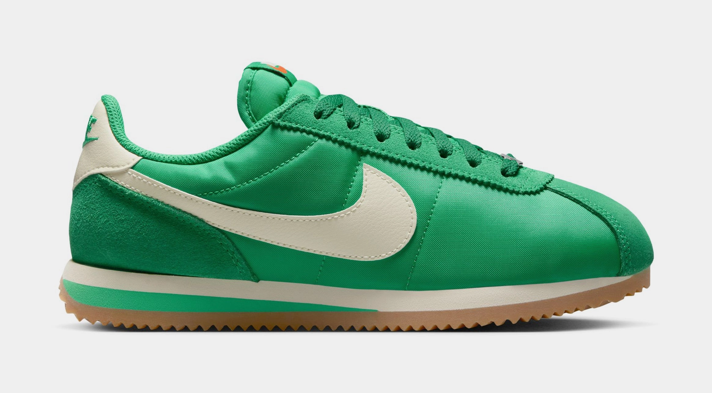 Cortez Textile Womens Lifestyle Shoes (Stadium Green/Safety Orange/Gum Light Brown/Coconut Milk) nike cortez retro running shoes classic style