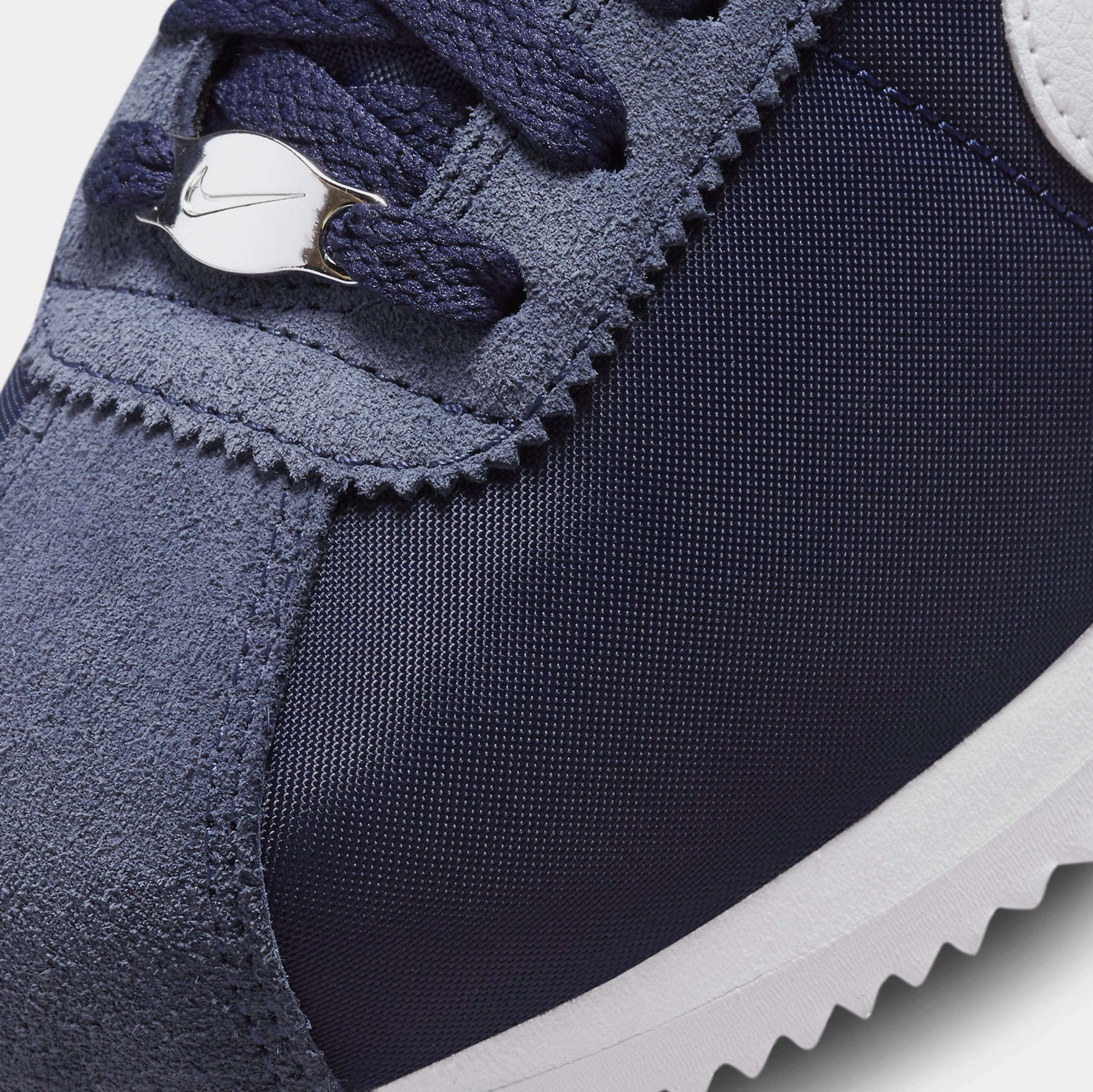 Cortez TXT Womens Lifestyle Shoes (Navy/White) Classic Cortez
