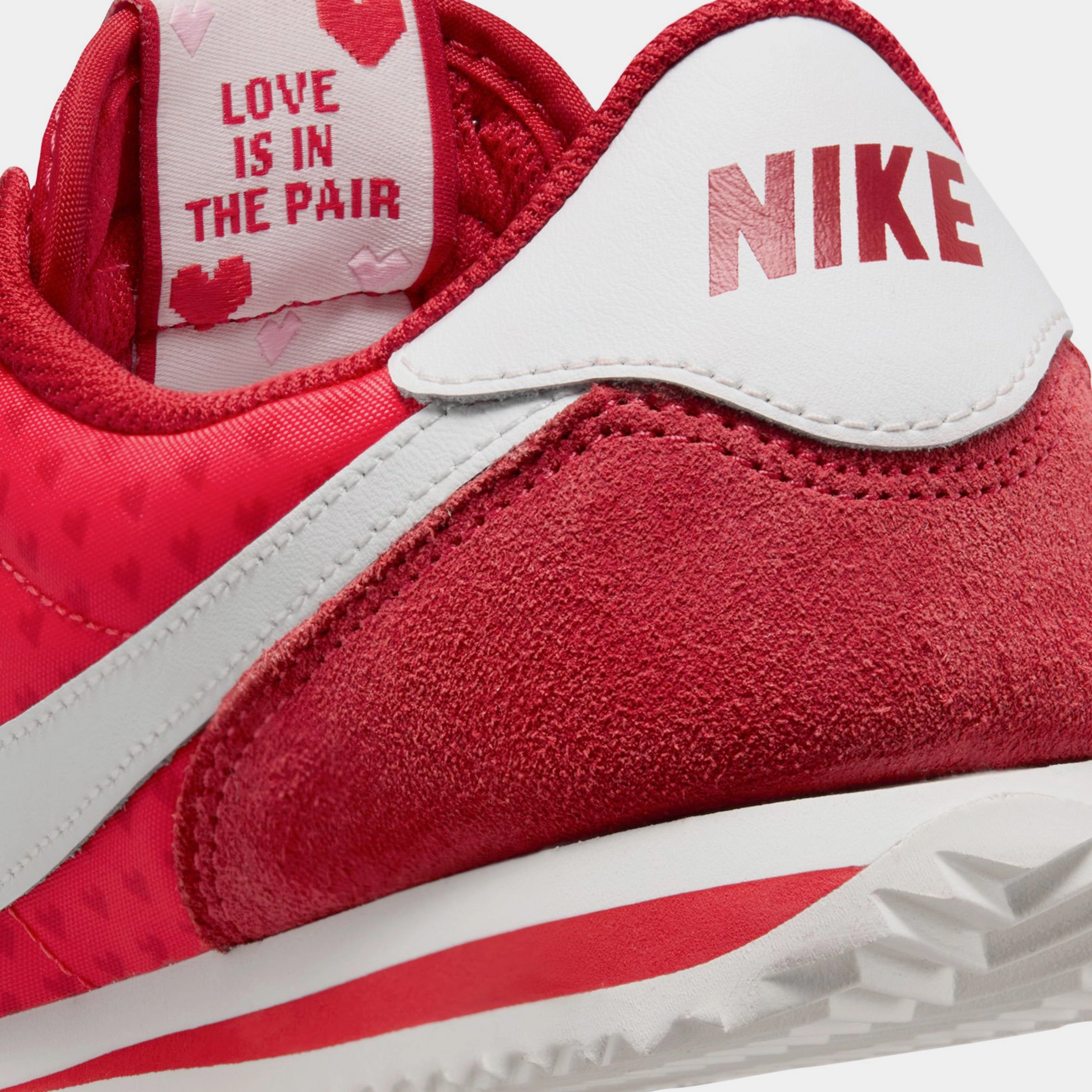 Cortez Valentines Day Grade School Lifestyle Shoes (Light Crimson/Summit White/Fire Red/Dark Team Red/Pink Foam) Classic Cortez