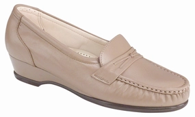 Easier - Mocha SAS comfort walking shoes with supportive build