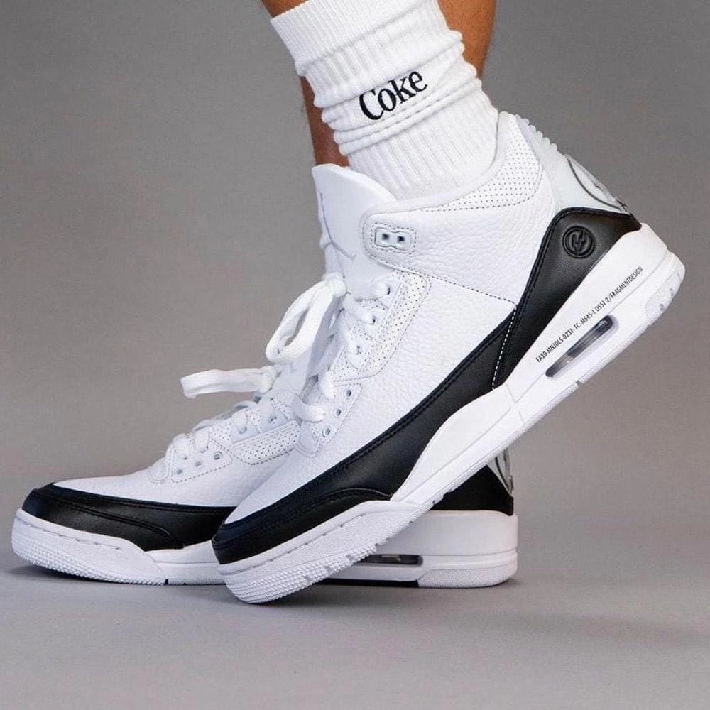 Fragment Design x Air Jordan 3 Retro SP 'White' All-day support retro kicks