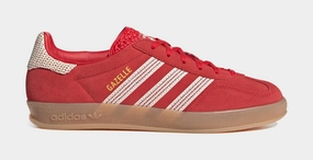 Gazelle Indoor Womens Lifestyle Shoes (Better Scarlet/Wonder White/Gum) Adidas Gazelle vintage-inspired casual sneakers