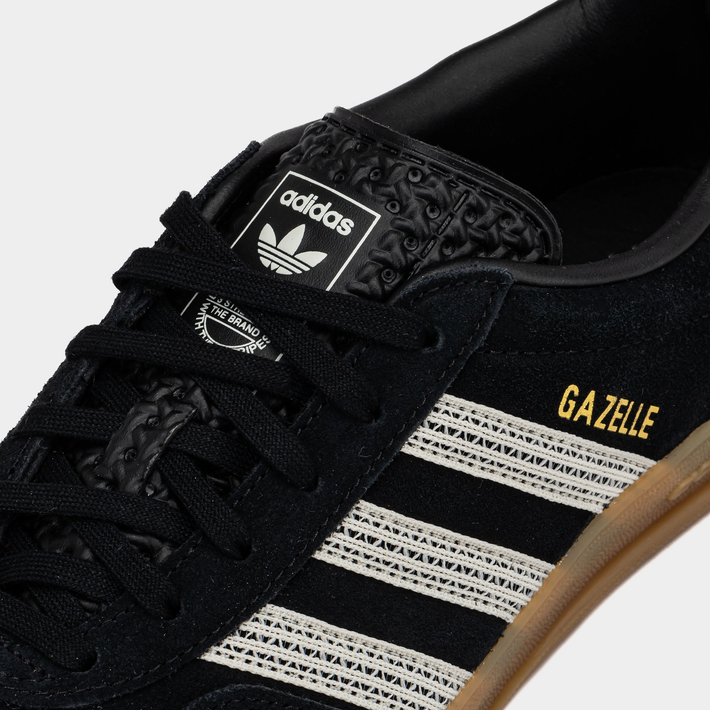Gazelle Indoor Womens Lifestyle Shoes (Black/Beige/Gum) Old-school fashion sneakers