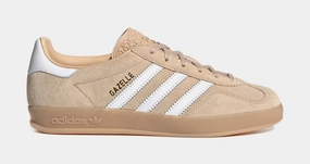 Gazelle Indoor Womens Lifestyle Shoes (Magic Beige/Cloud White) Adidas Gazelle vintage-inspired casual sneakers