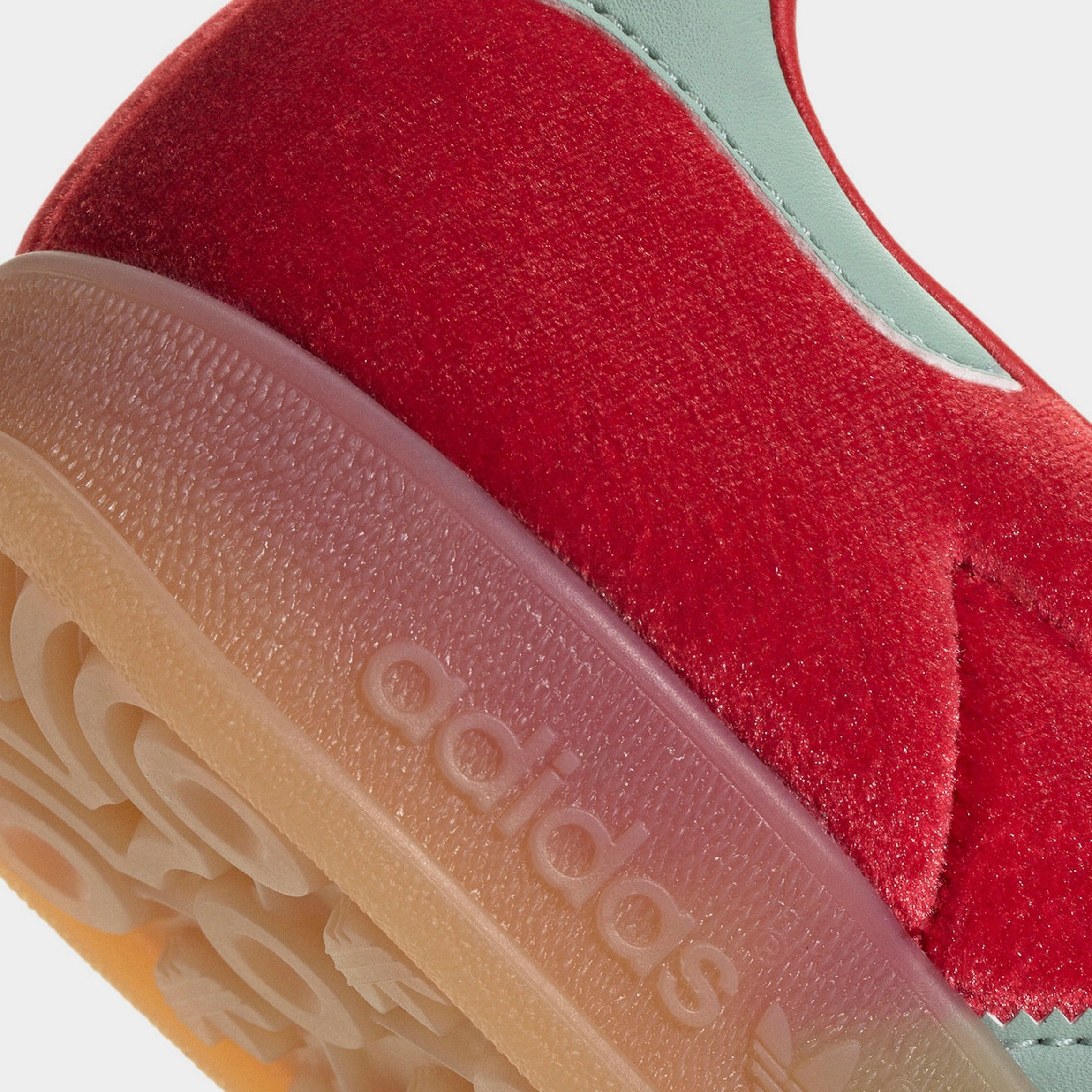 Gazelle Indoor Womens Lifestyle Shoes (Scarlet/Hazy Green/Gum) Old-school fashion sneakers