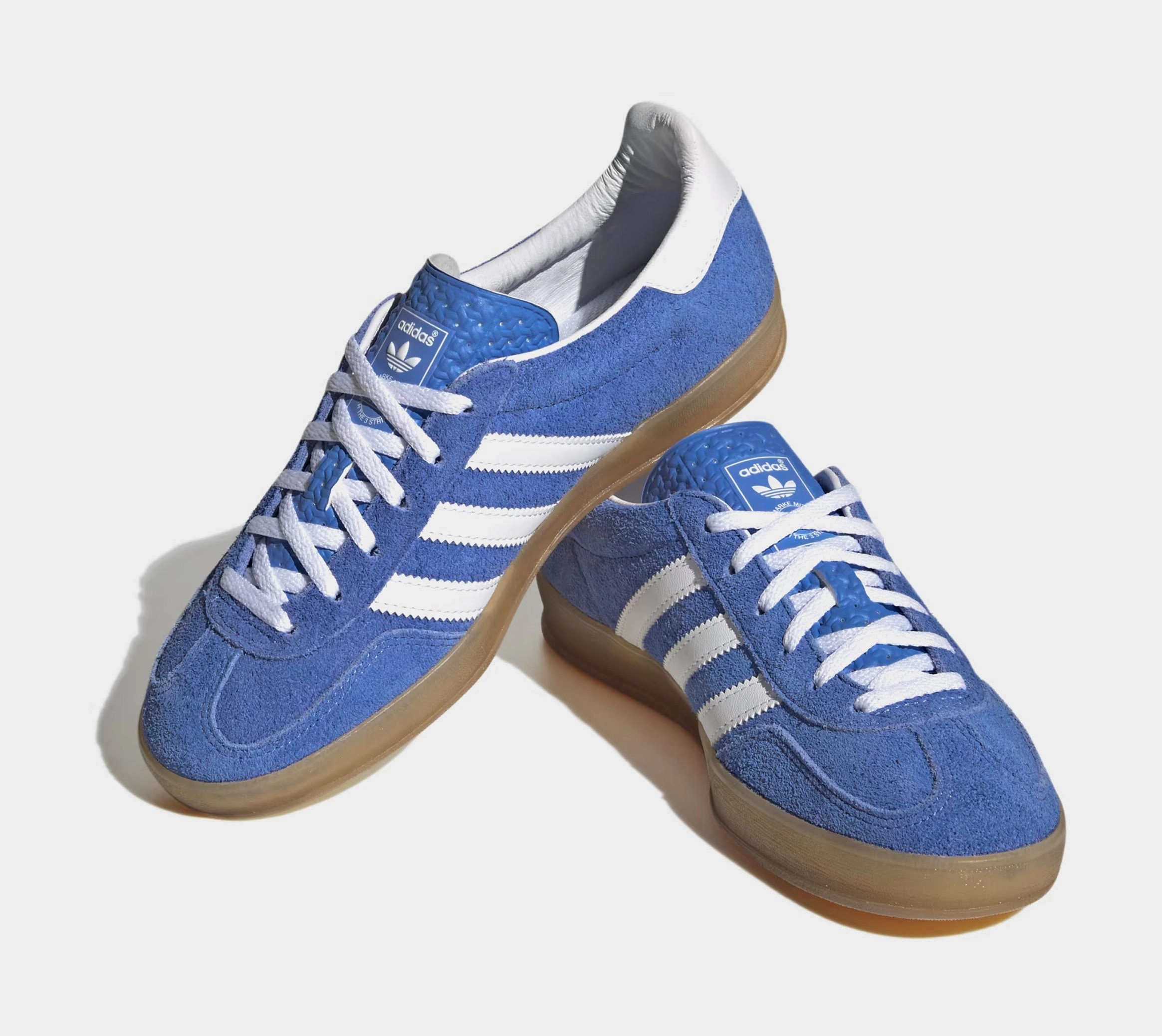Gazelle Womens Lifestyle Shoes (Blue Fusion/White/Metallic) Old-school fashion sneakers