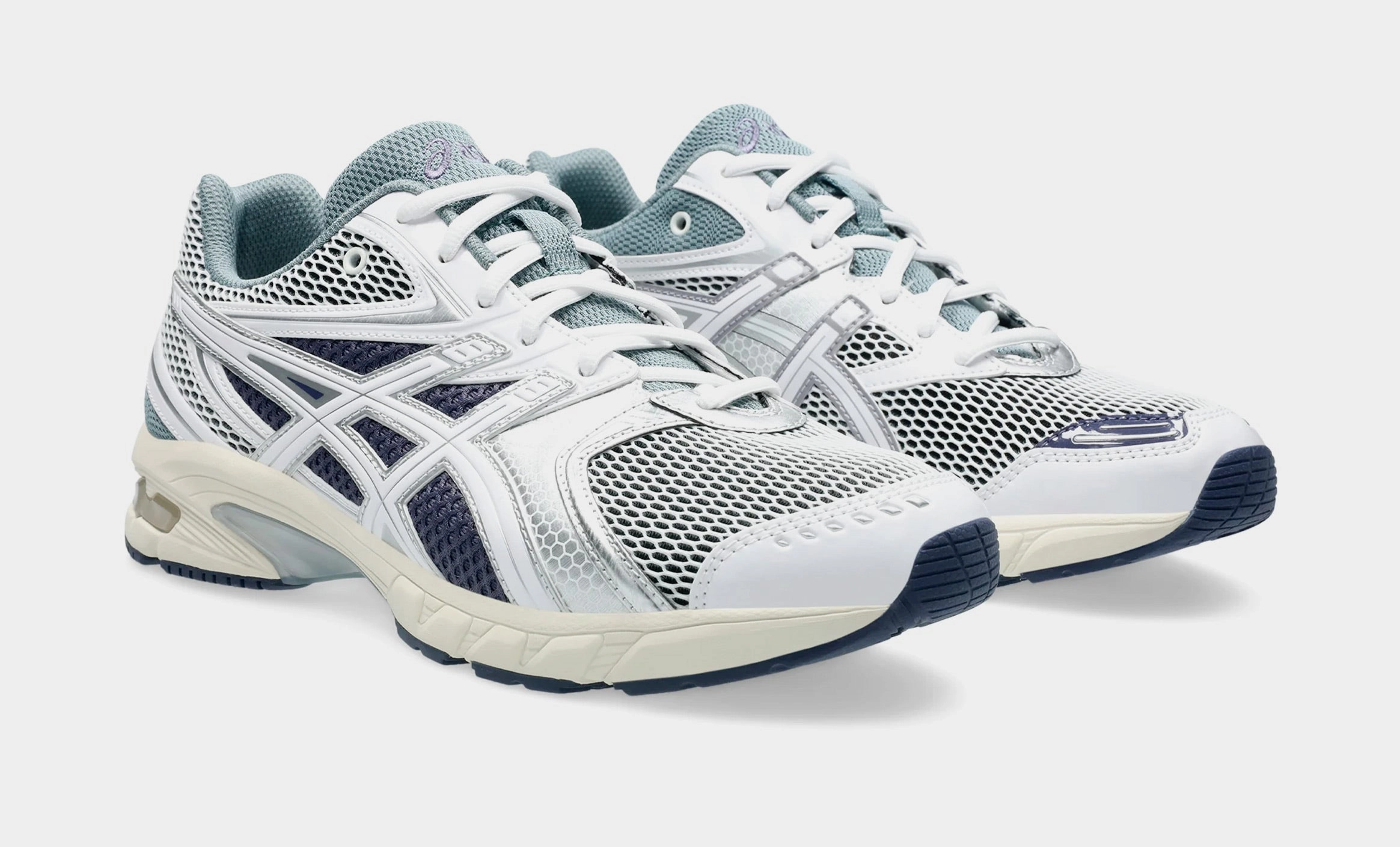 Gel DS Trainer 14 Mens Running Shoes (White/Pure Silver/Black) Adaptive running trainers