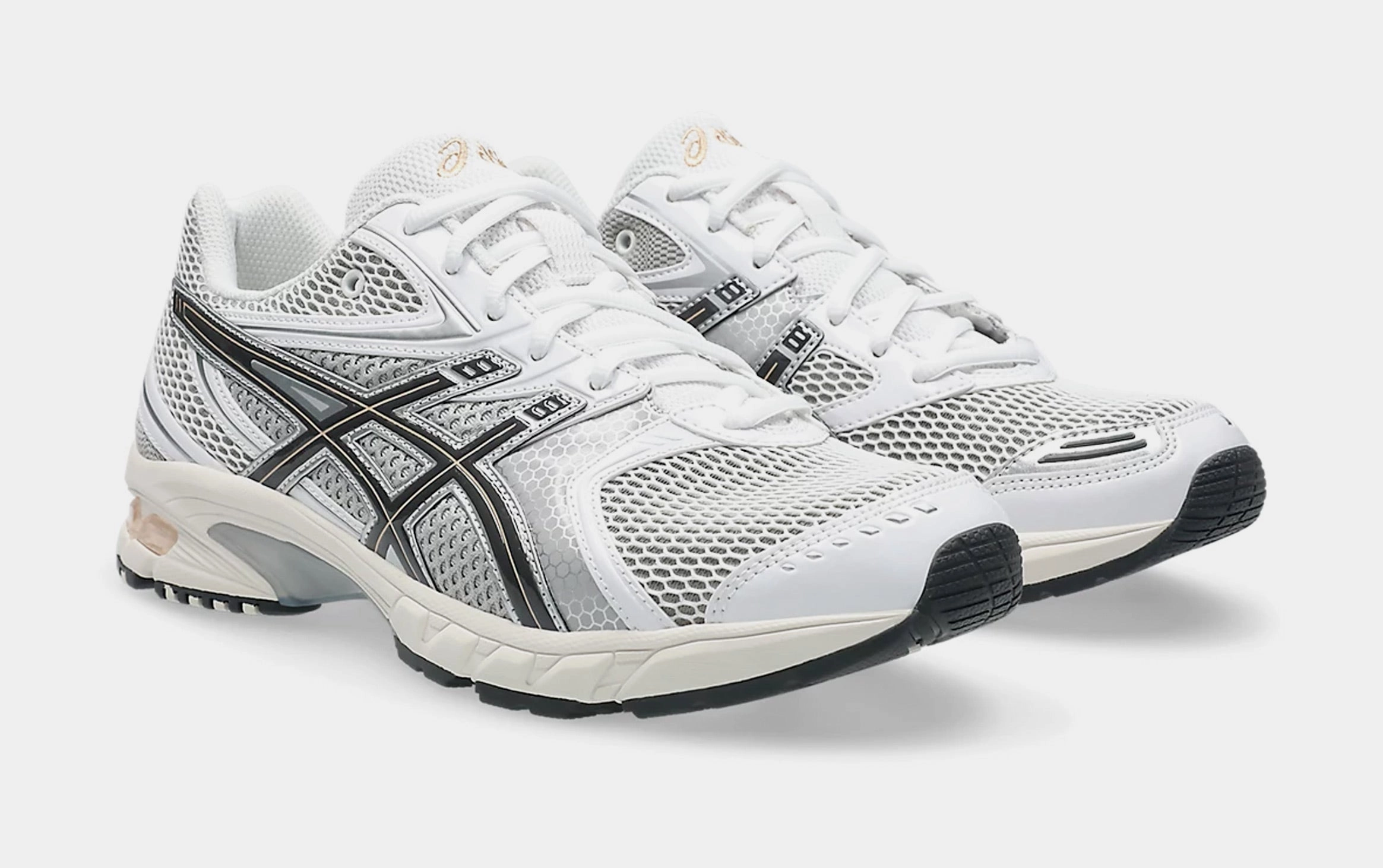 Gel DS Trainer Womens Running Shoes (White/Honey Beige) Adaptive running trainers