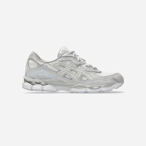 Gel-NYC Racing-style performance shoes
