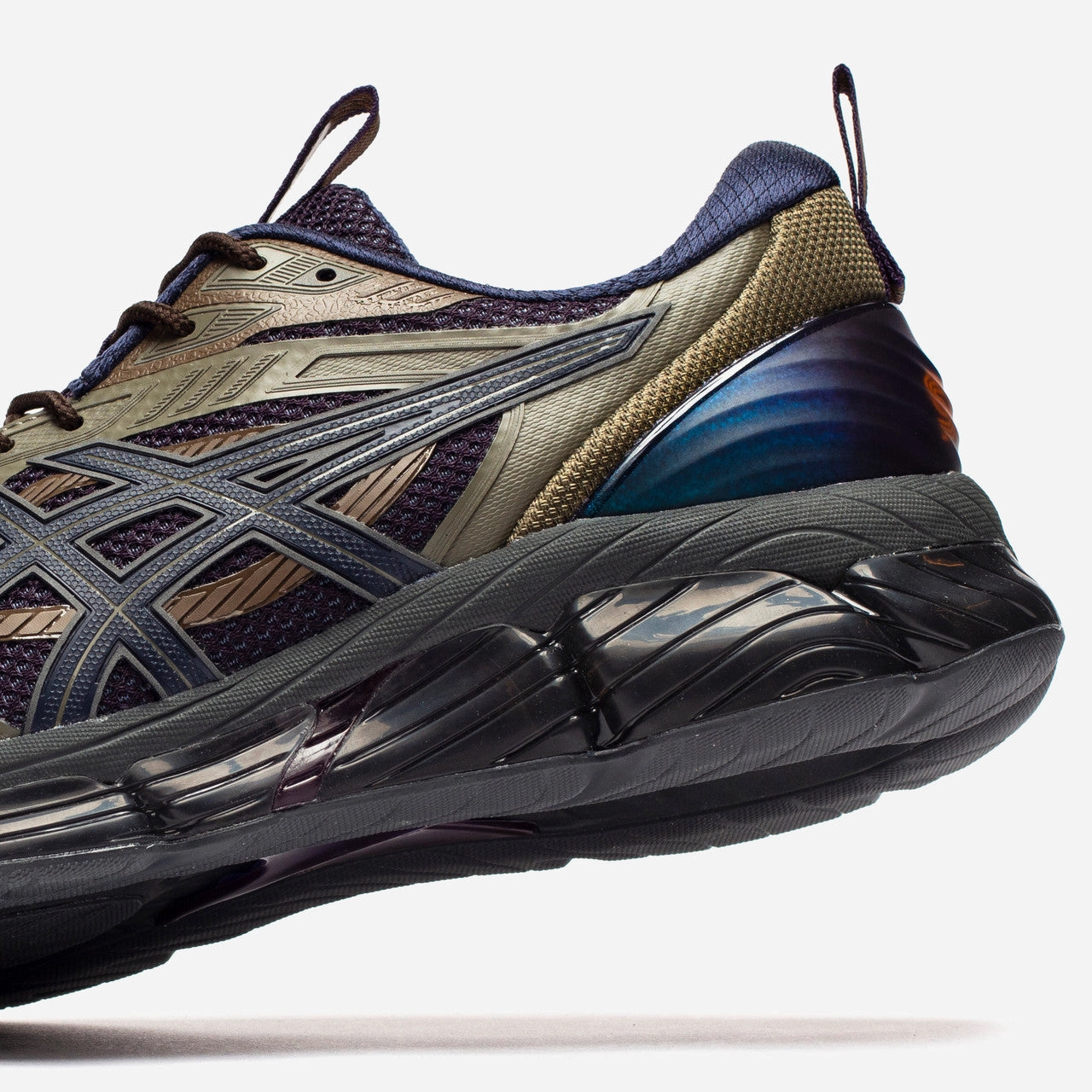 Gel-Quantum 360 VIII Utility x SNS Versatile running footwear