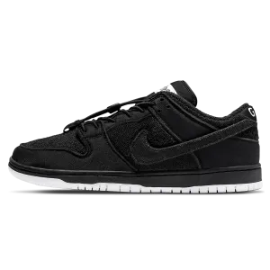 Gnarhunters x Nike Dunk Low SB 'Black' Nike SB skate shoes with padded support and grip