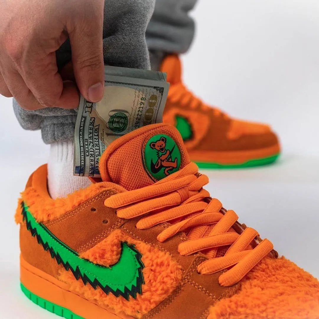 Grateful Dead x Nike Dunk Low SB 'Orange Bear' Nike SB skateboarding shoes