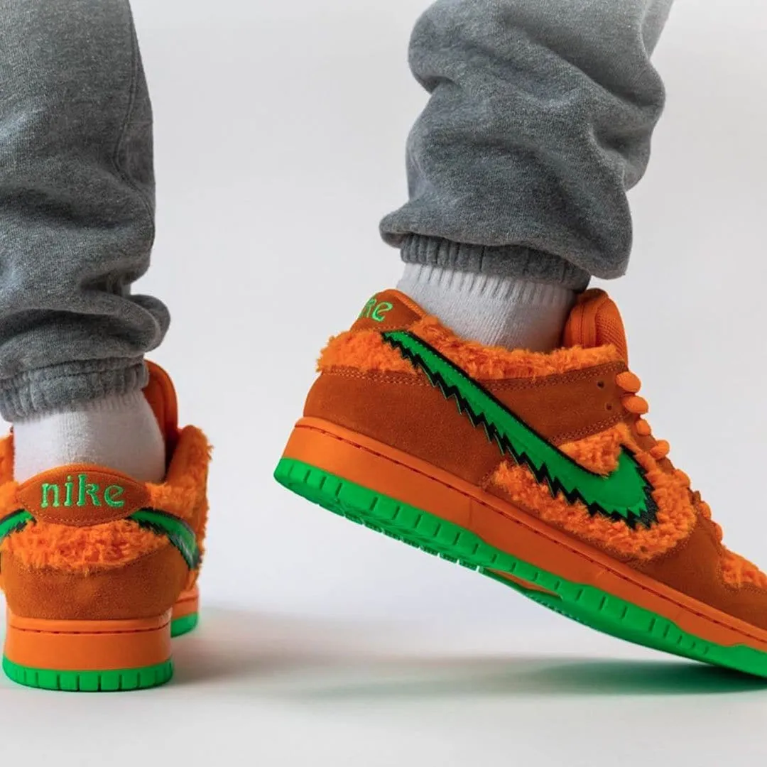 Grateful Dead x Nike Dunk Low SB 'Orange Bear' Nike SB skateboarding shoes