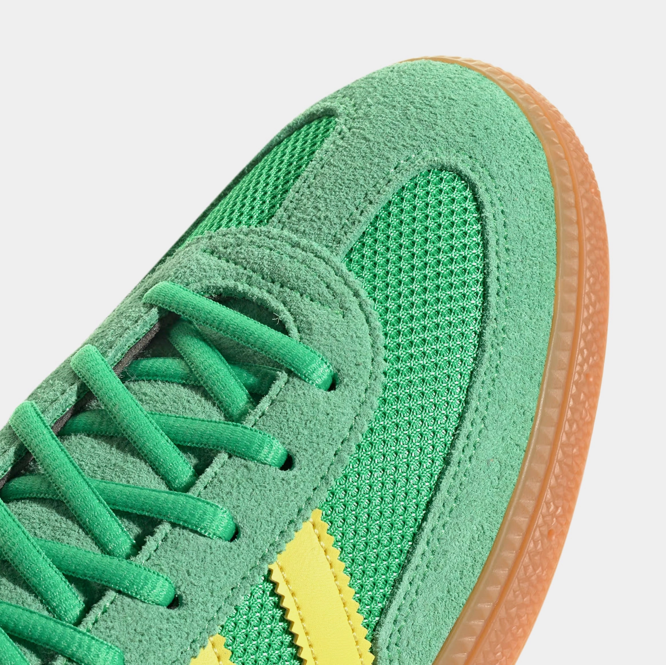 Handball Spezial Mens Lifestyle Shoes (Energy Green/Pure Sulfur/Gum) Retro gym-inspired shoes