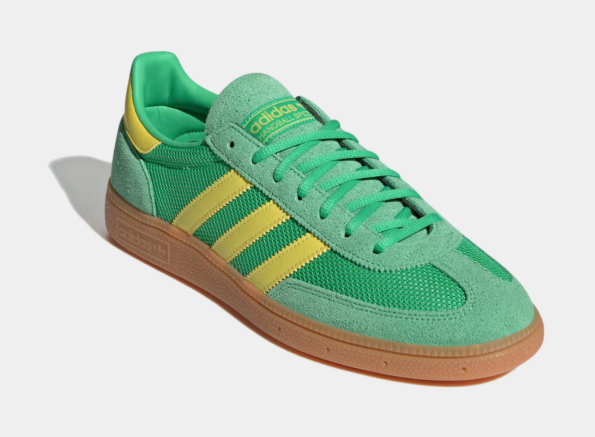Handball Spezial Mens Lifestyle Shoes (Energy Green/Pure Sulfur/Gum) Retro gym-inspired shoes