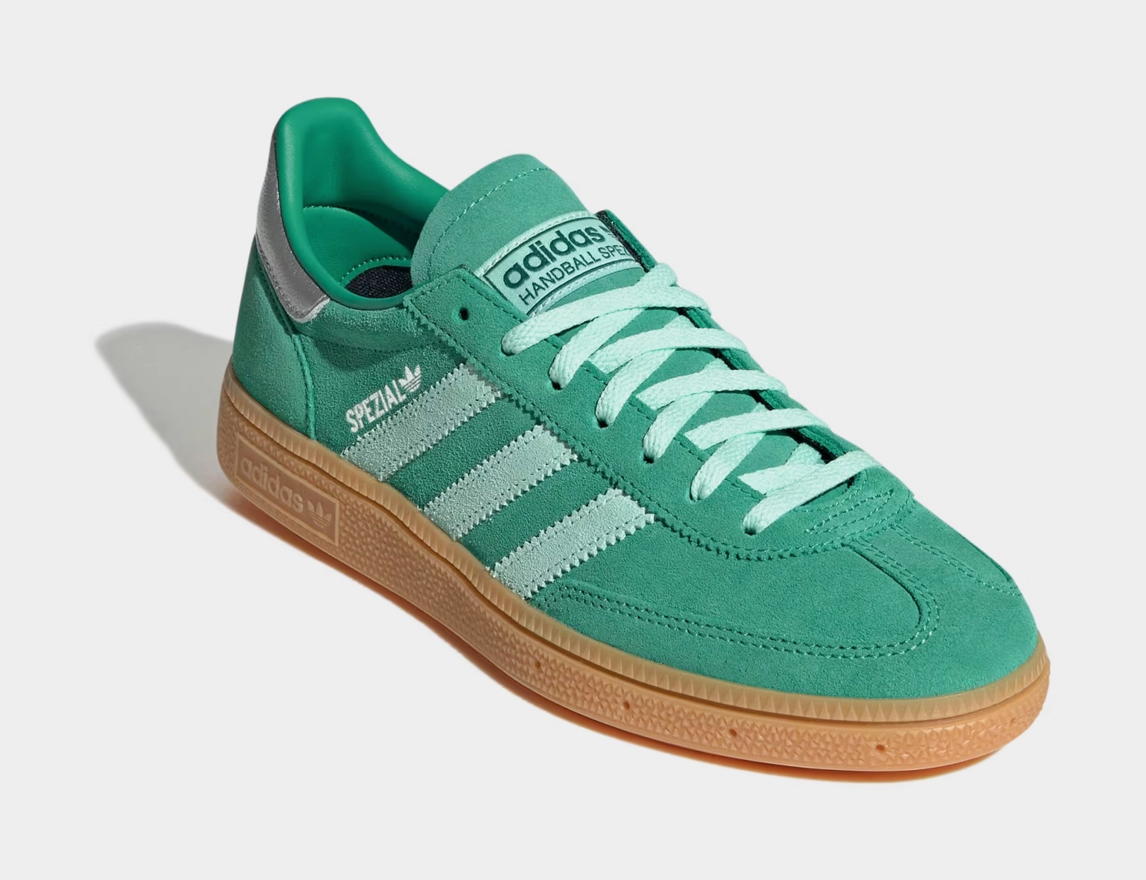 Handball Spezial Womens Lifestyle Shoes (Semi Court Green/Clear Mint/Gum) Retro gym-inspired shoes