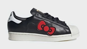 Hello Kitty Superstar Grade School Lifestyle Shoes (Black/Red/White) Adidas Superstar shell-toe sneakers with timeless appeal
