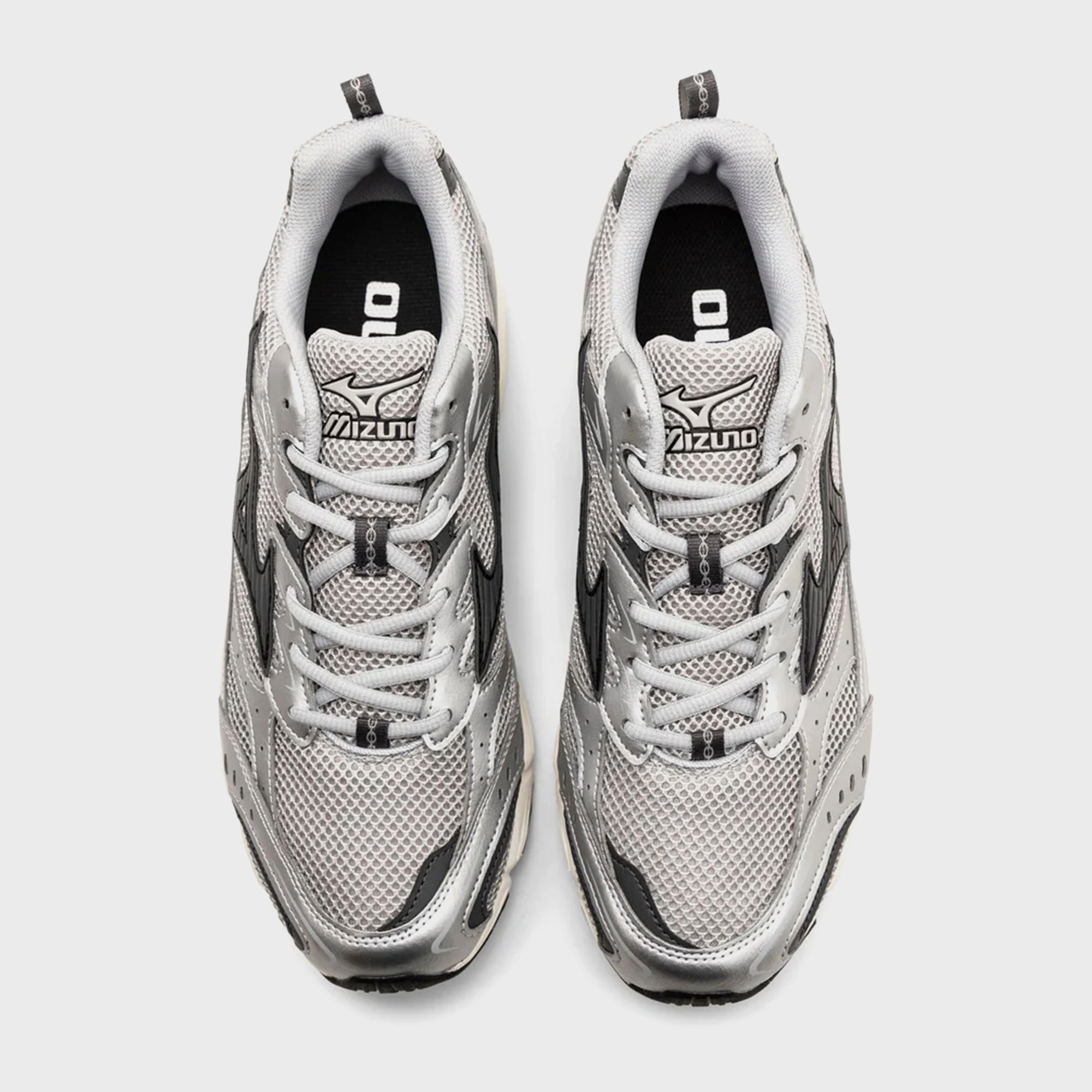 Mizuno MXR - Snow White / Harbor Mist Modern casual runners