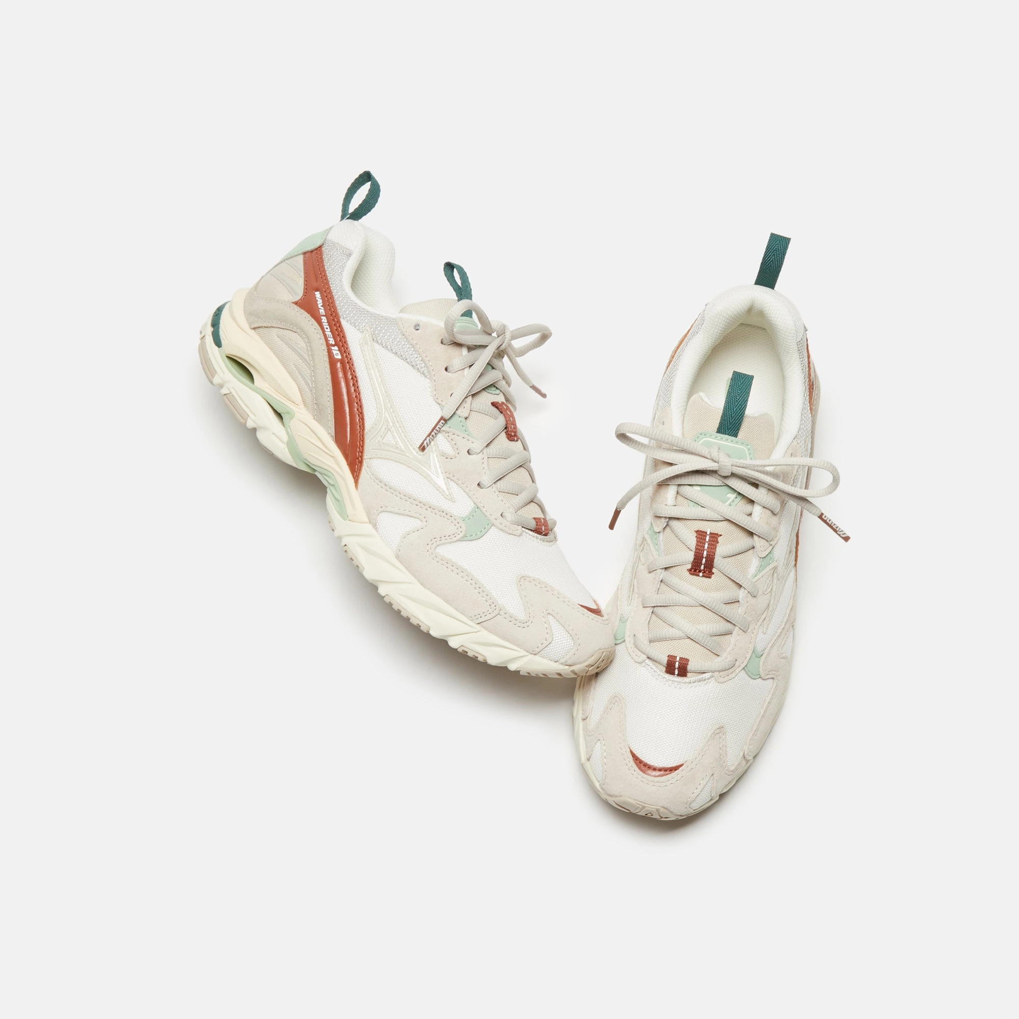 Mizuno Wave Rider 10 - Silver Cloud / White Sand Modern casual runners