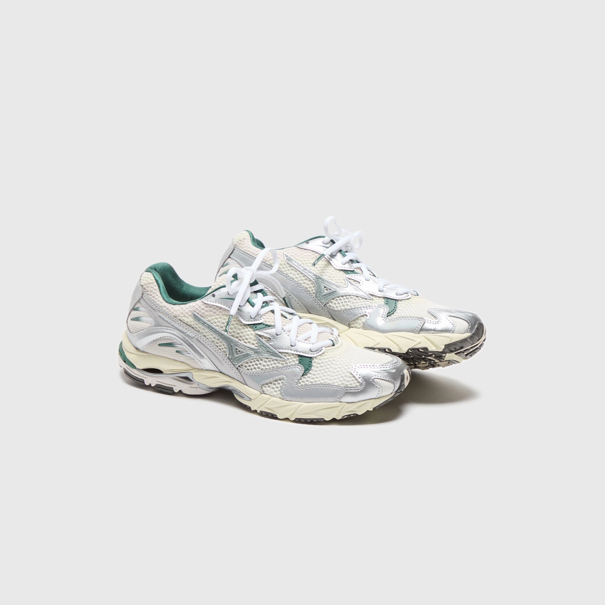 Mizuno Wave Rider 10 - Snow White / Slate Modern casual runners