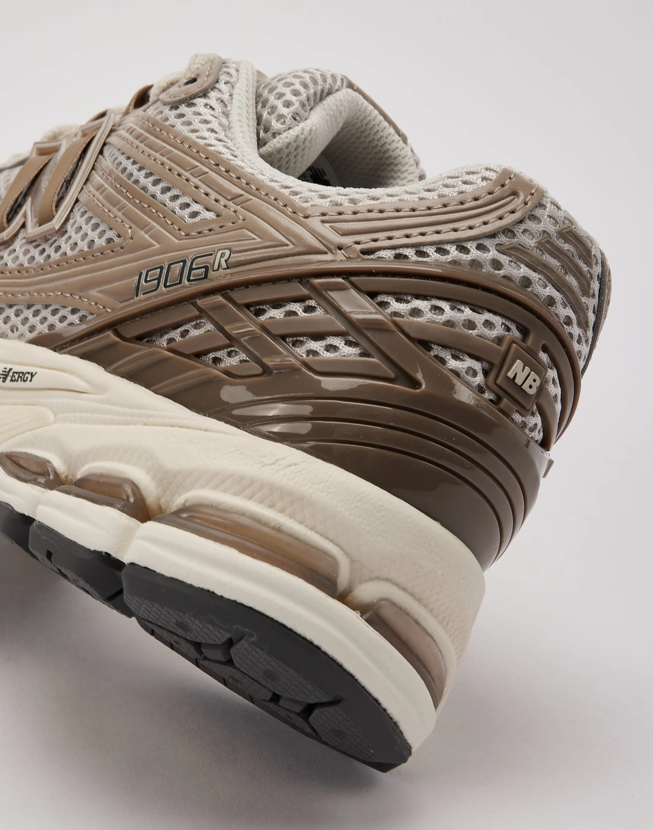 New Balance 1906R