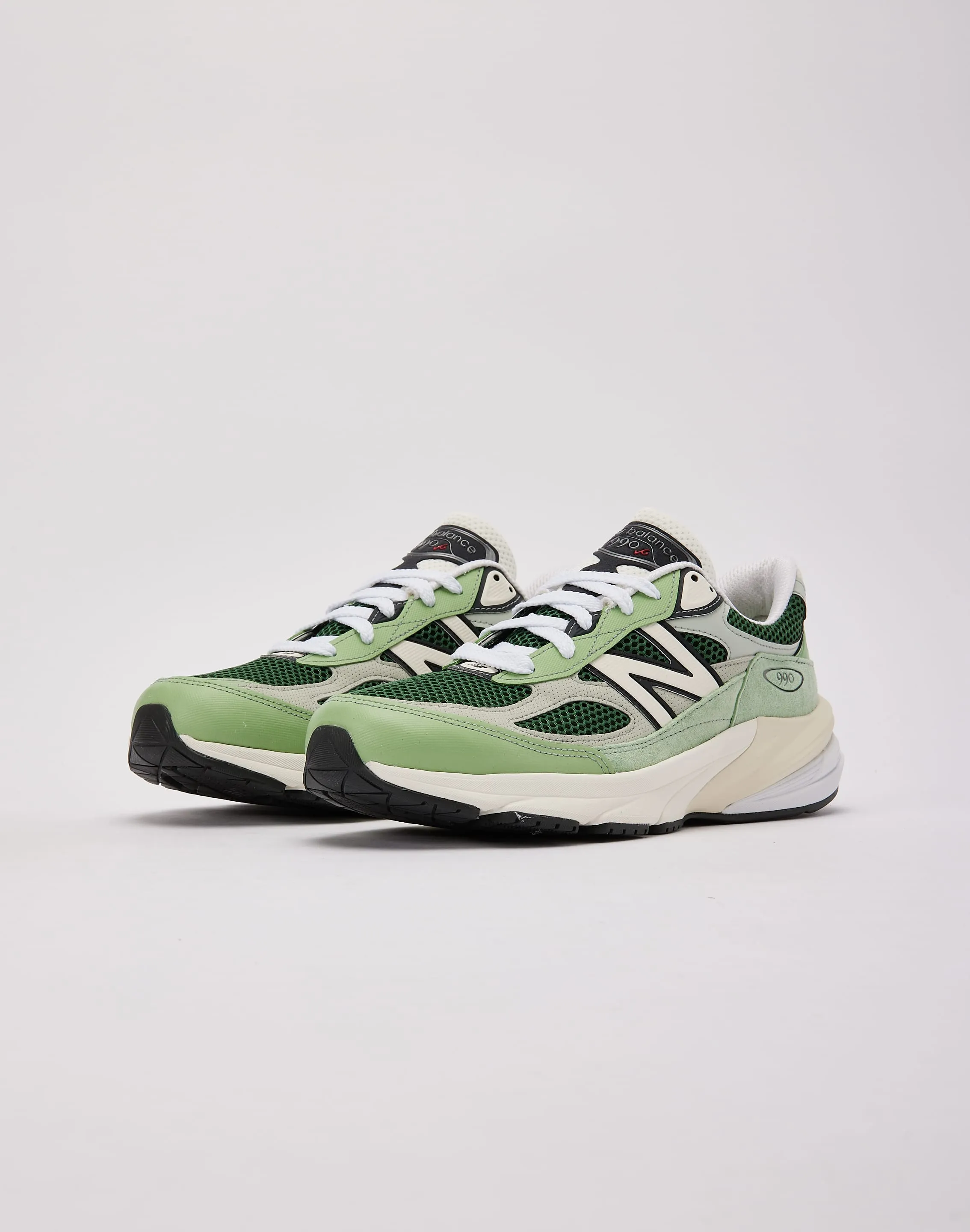 New Balance MADE In USA 990v6