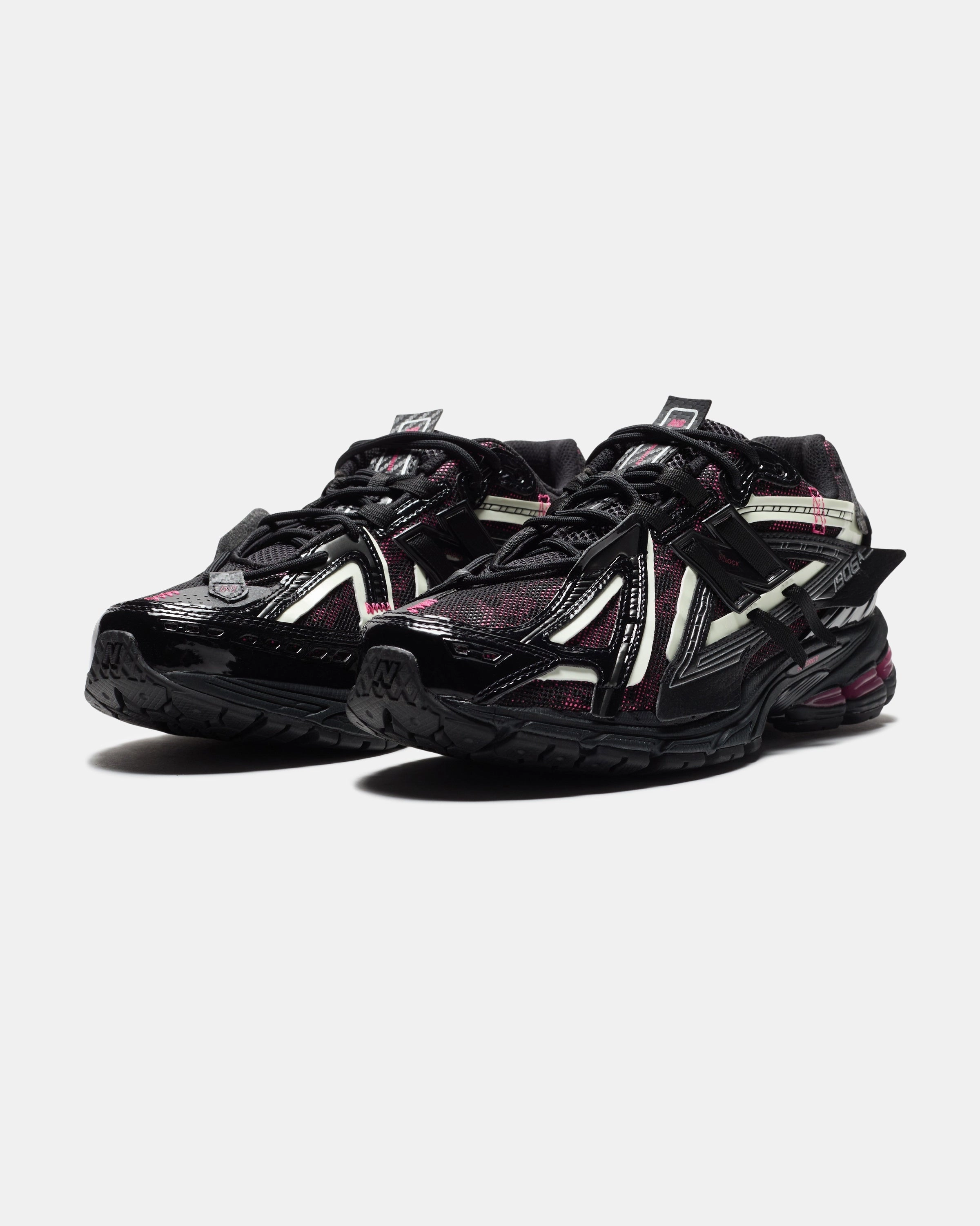 NEW BALANCE 1906 - BLACK/ DRAGONBERRY reebok casual sport shoes durable