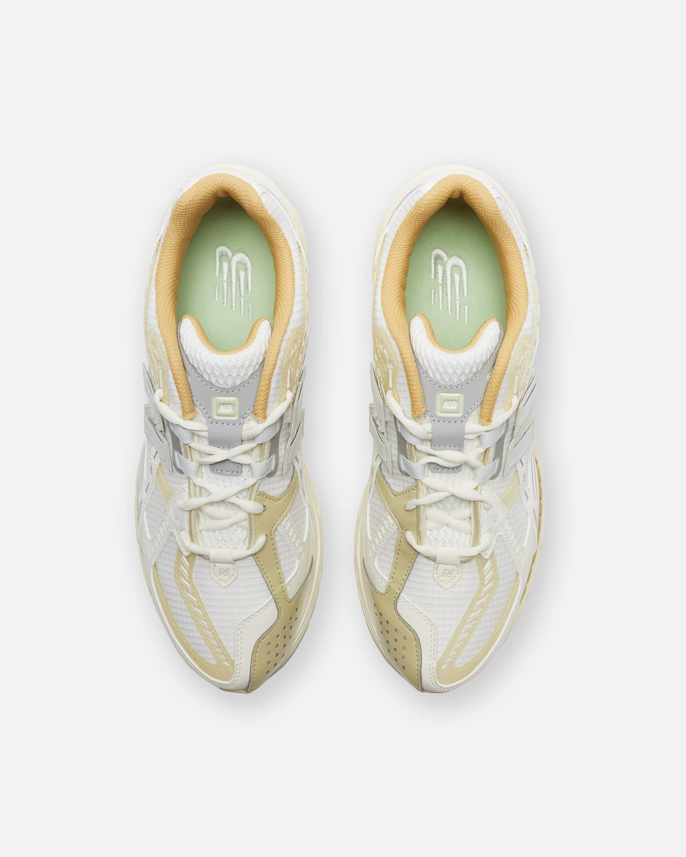 NEW BALANCE 1906 - WHITE/ BEIGE Reebok Originals