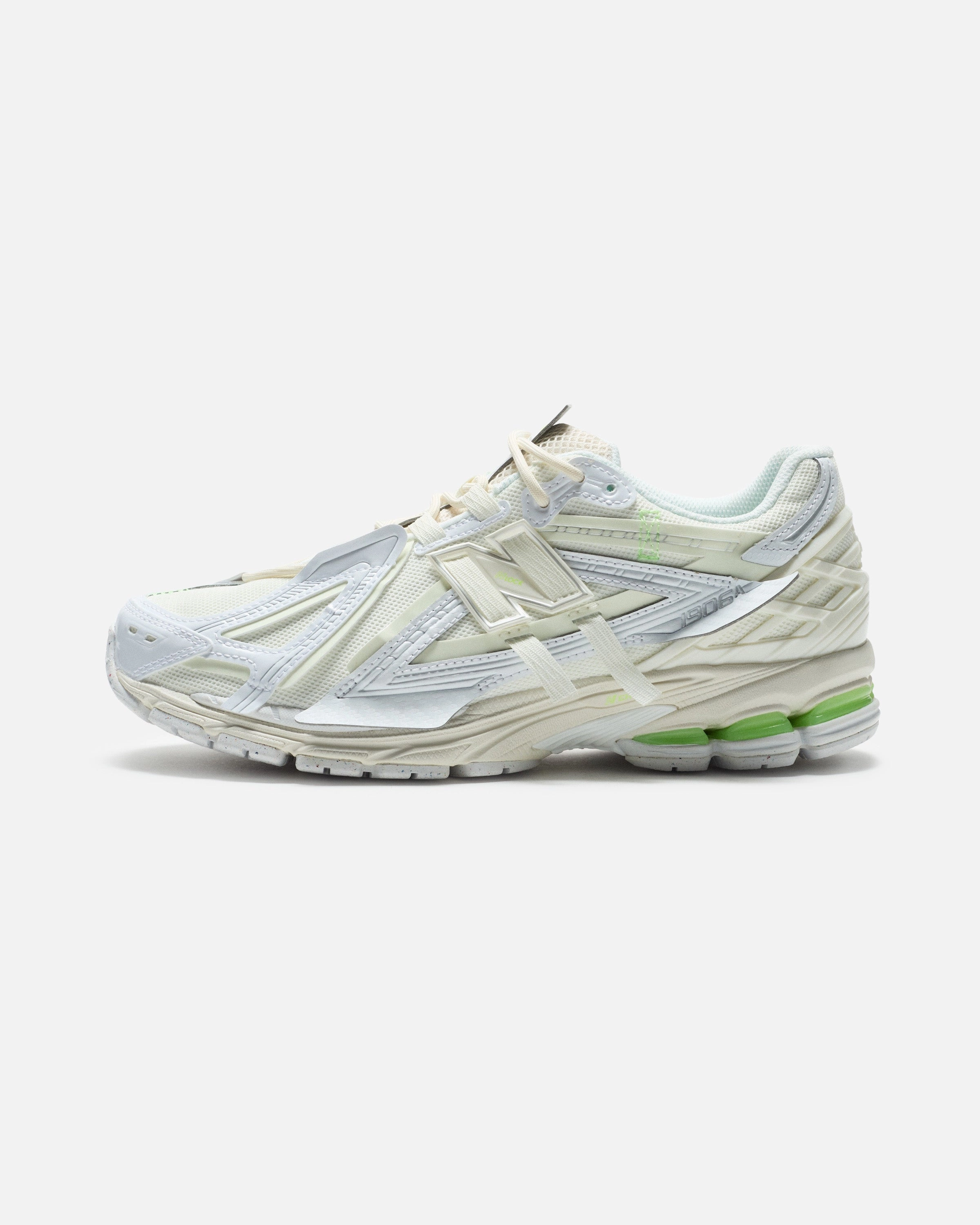 NEW BALANCE 1906 - WHITE/ MINTFLASH Reebok Originals