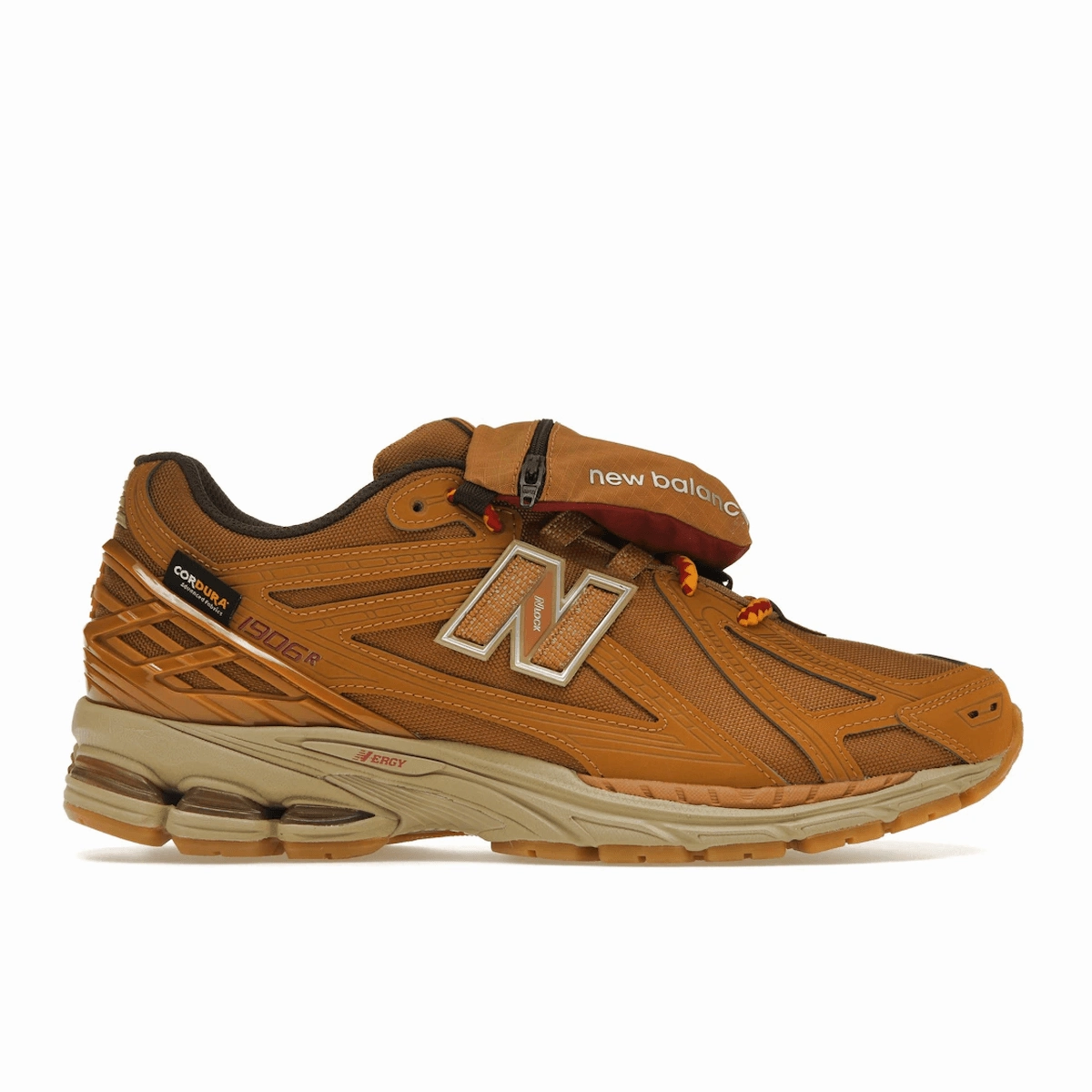 New Balance 1906R Cordura Pocket Wheat Everyday 1906R retro runners
