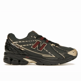 New Balance 1906R Kith Black Everyday 1906R retro runners