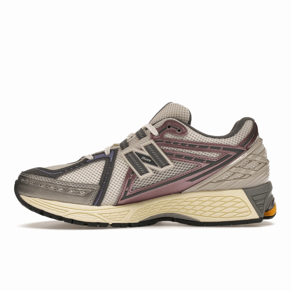 New Balance 1906R Licorice Everyday comfort kicks