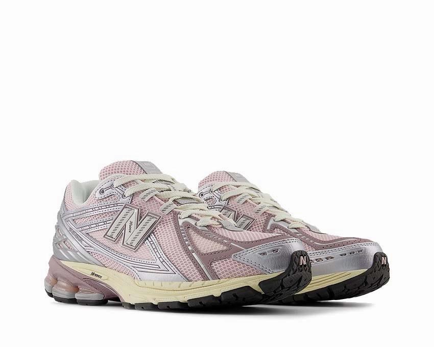 New Balance 1906R "Rose Sugar" New Balance men's range