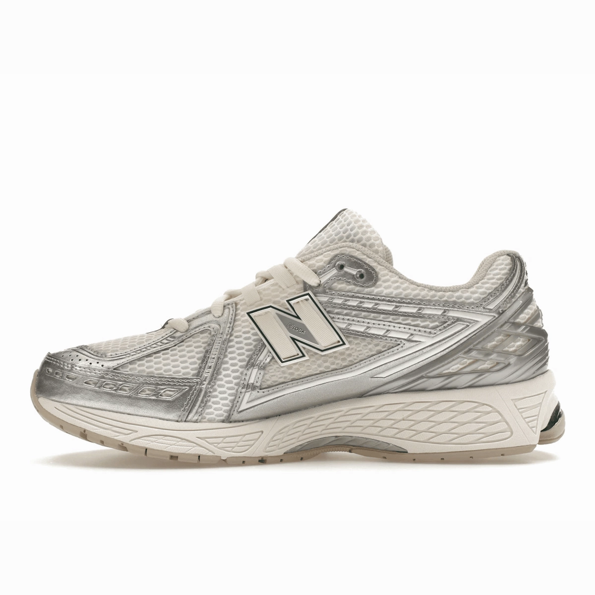 New Balance 1906R Silver Metallic Sea Salt Everyday comfort kicks