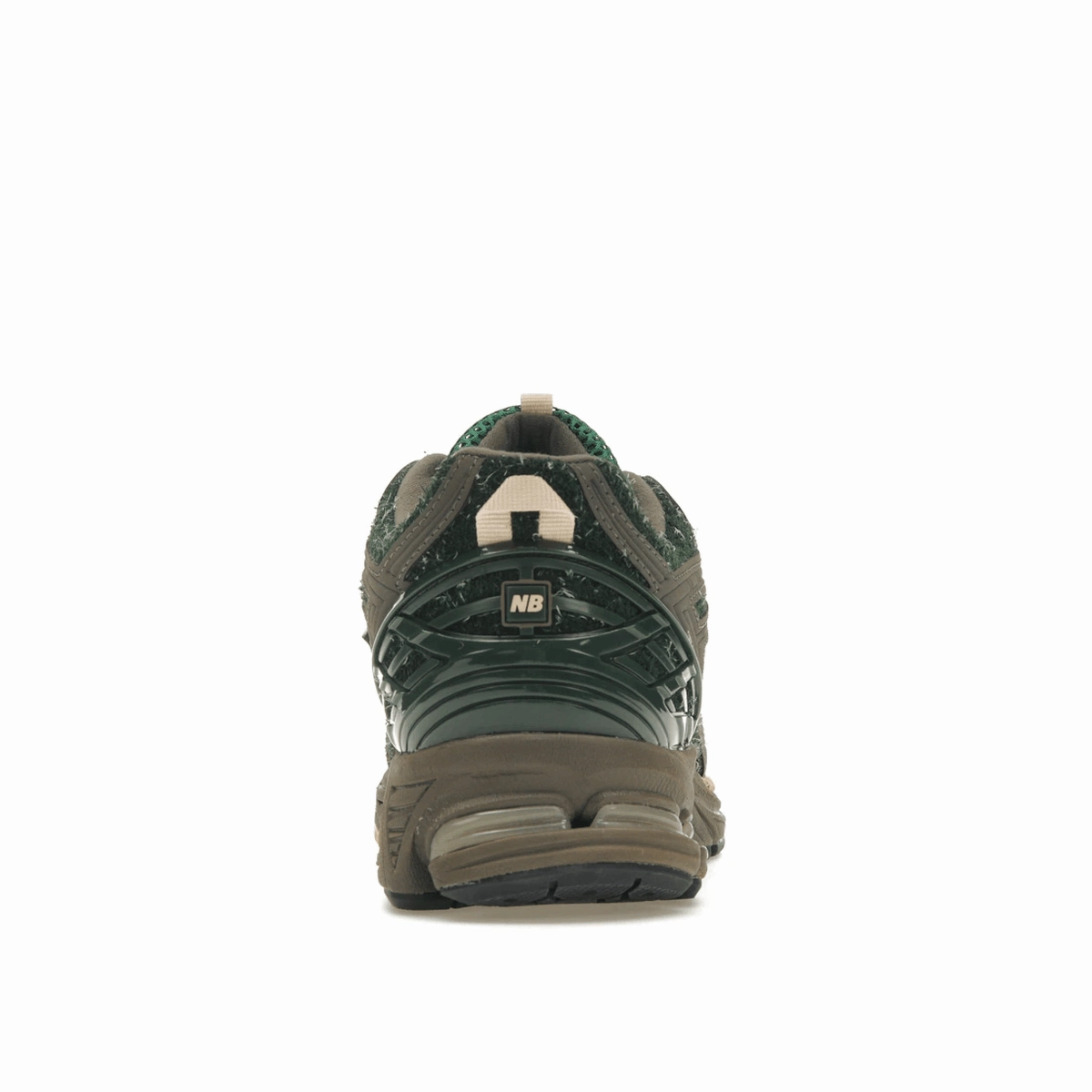 New Balance 1906R size? Exclusive Diamond District Pack Green Everyday comfort kicks