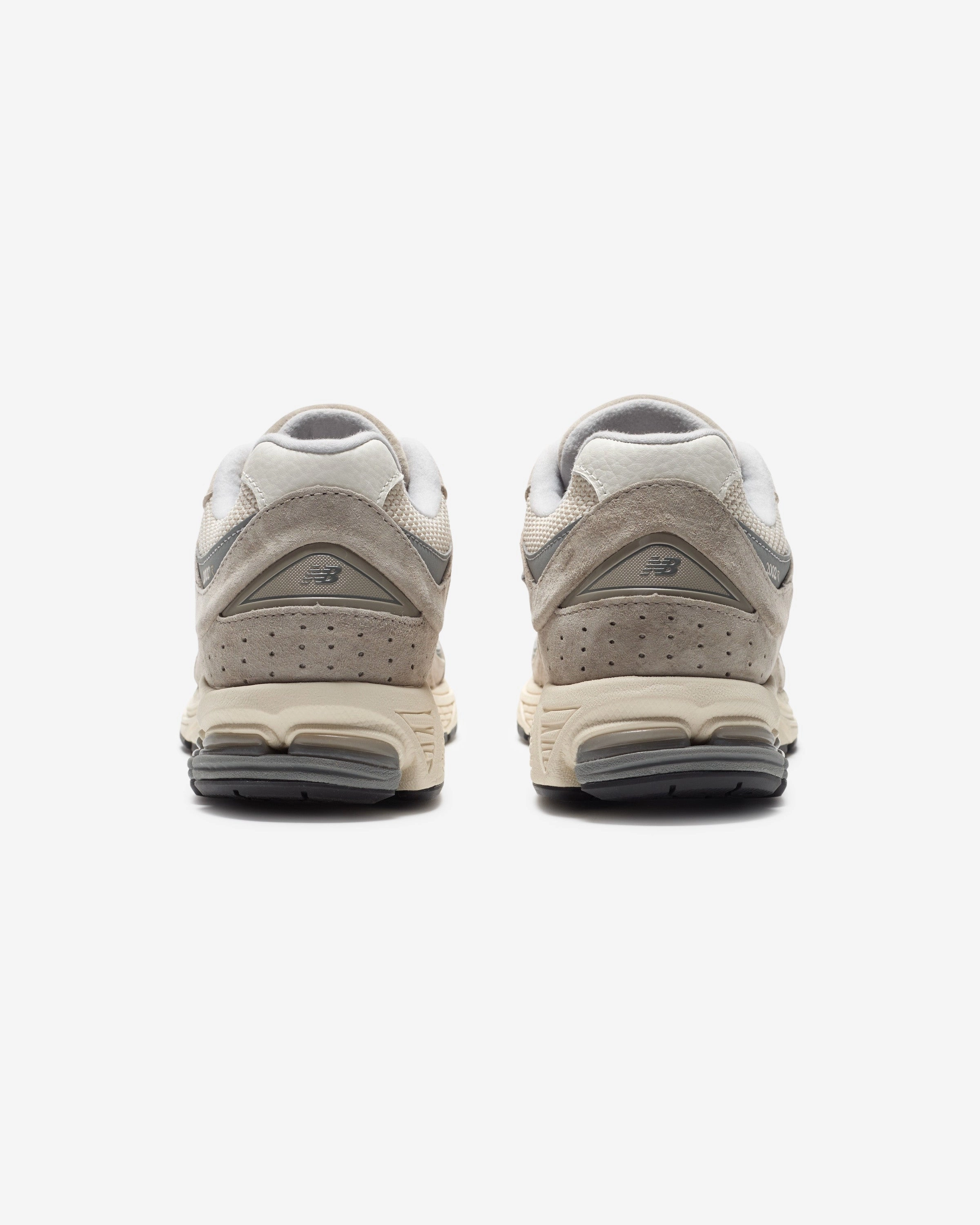 NEW BALANCE 2002R - ARIDSTONE/ LINEN Reebok Originals