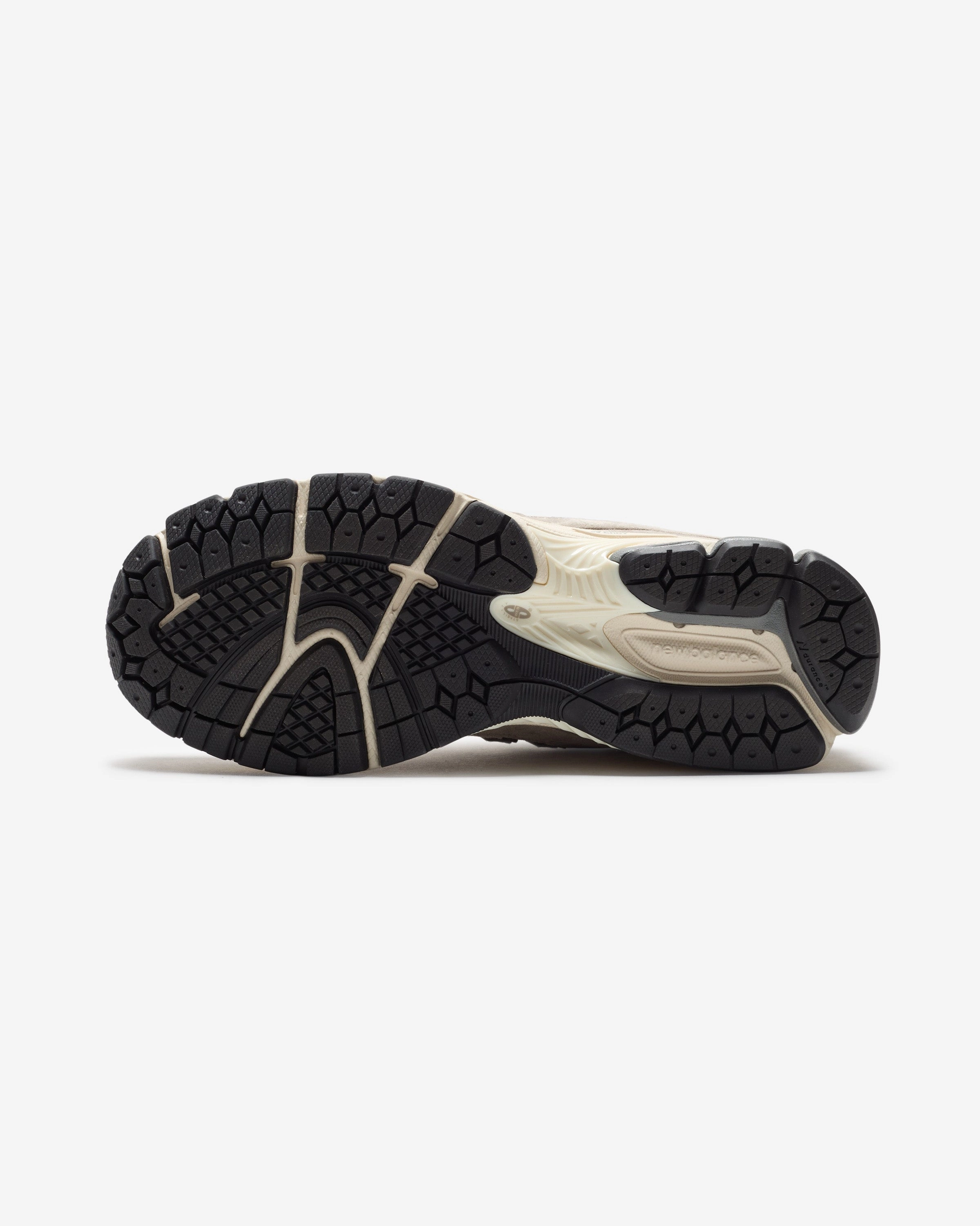NEW BALANCE 2002R - ARIDSTONE/ LINEN Reebok Originals