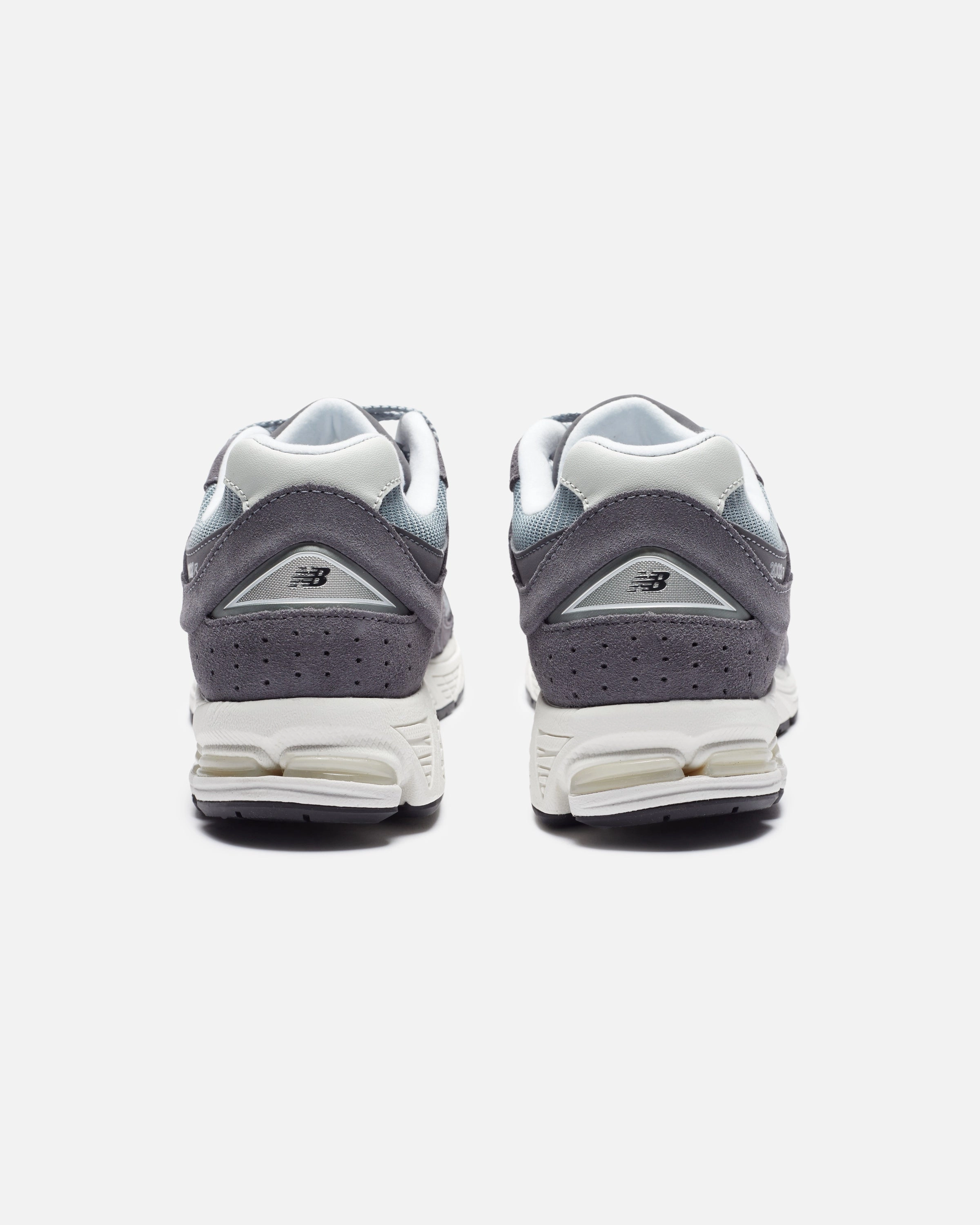 NEW BALANCE 2002R - MAGNET Reebok Originals