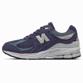 New Balance 2002R 'Navy Pink' All-purpose NB 2002R trainers