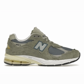 New Balance 2002R Protection Pack Mirage Grey new balance protection pack durable sneakers