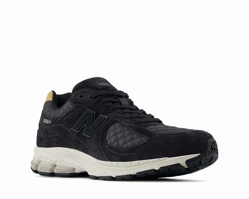 New Balance 2002R "Quilted Black" New Balance men's range