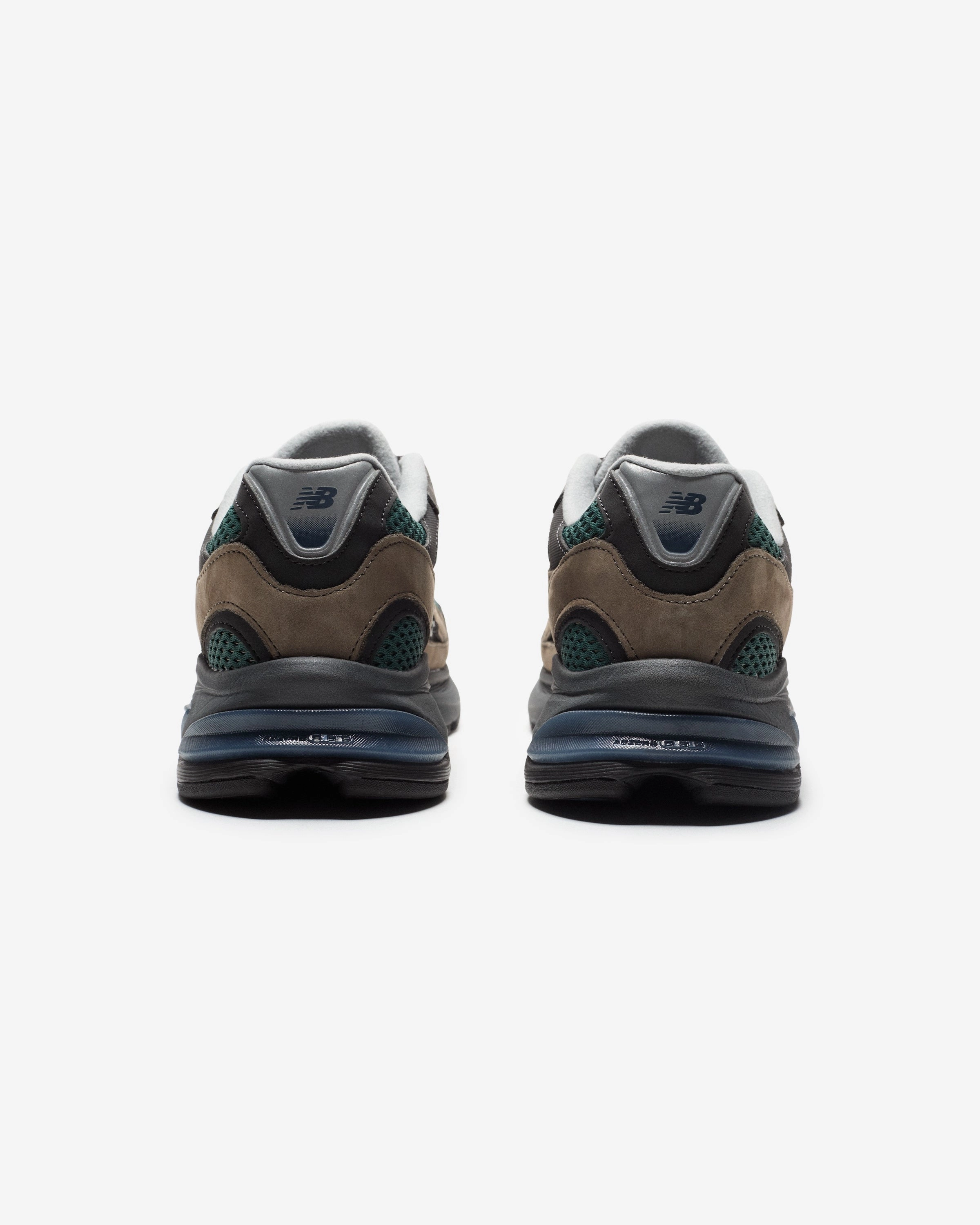 NEW BALANCE 2010 - DOCKSIDE/ INIGO Reebok Originals