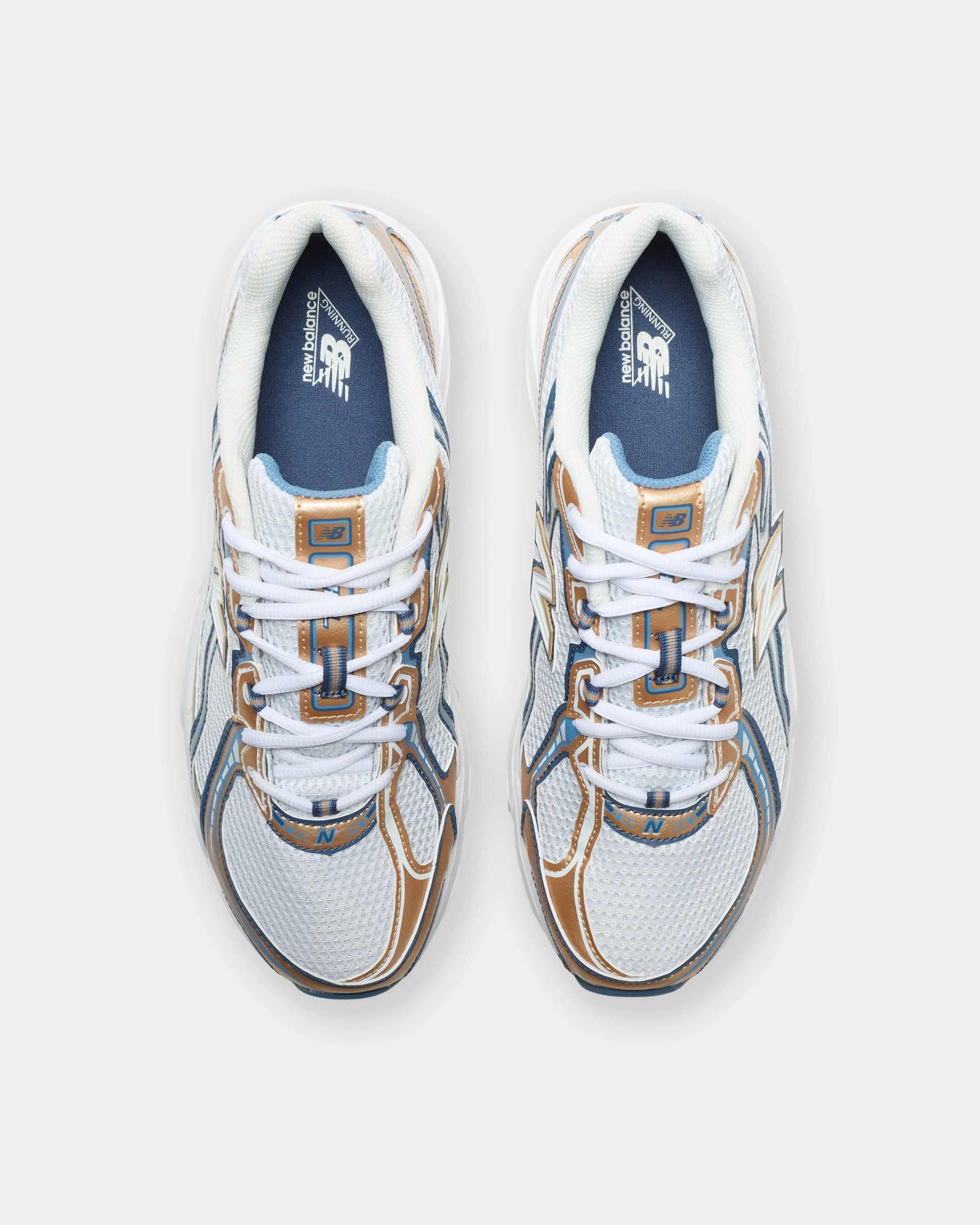 NEW BALANCE 740 v2 - HERONBLUE Reebok Originals