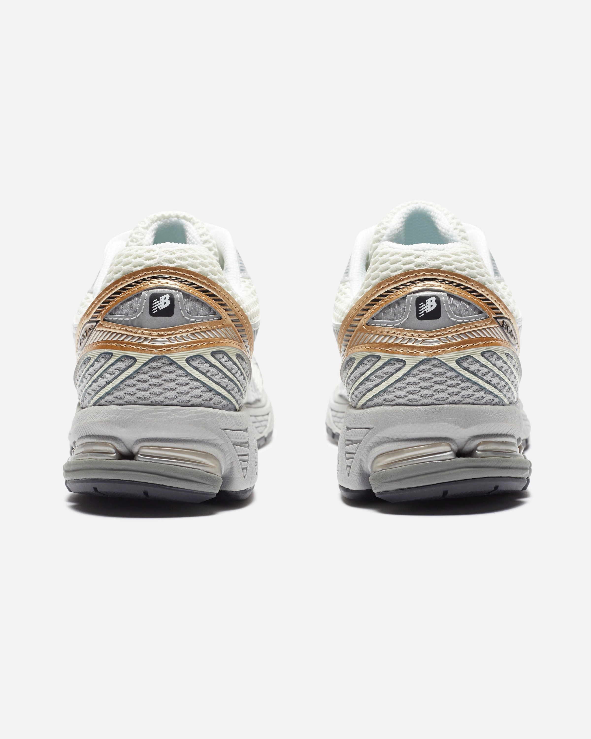 NEW BALANCE 860V2 - SEASALT/ GOLDMETALLIC Reebok Originals