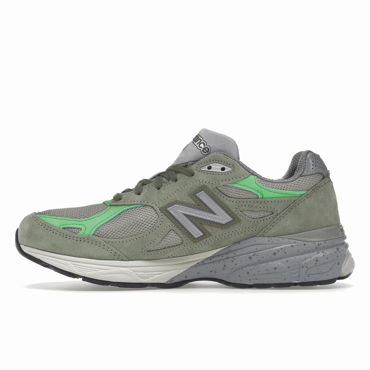 New Balance 990v3 MiUSA Patta Keep Your Family Close New Balance 990 collection