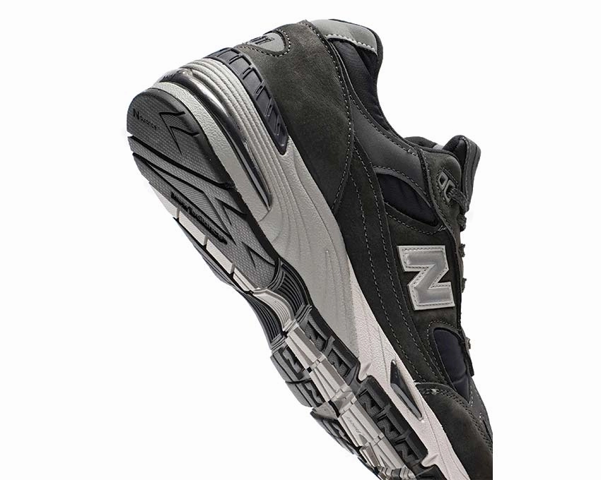 New Balance 991 Made In The UK "Magnet Vulcan" New Balance men's range