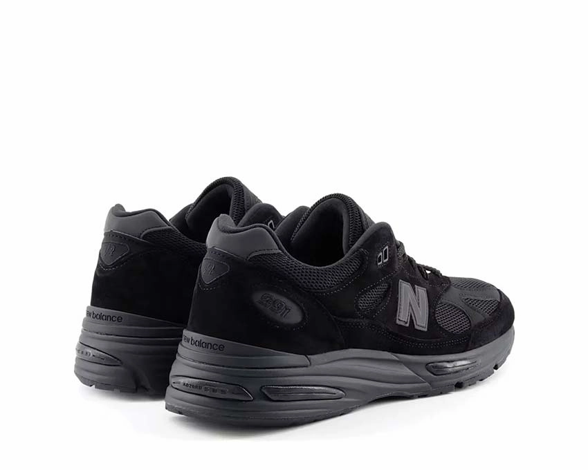 New Balance 991 Made in UK "Black" New Balance men's range