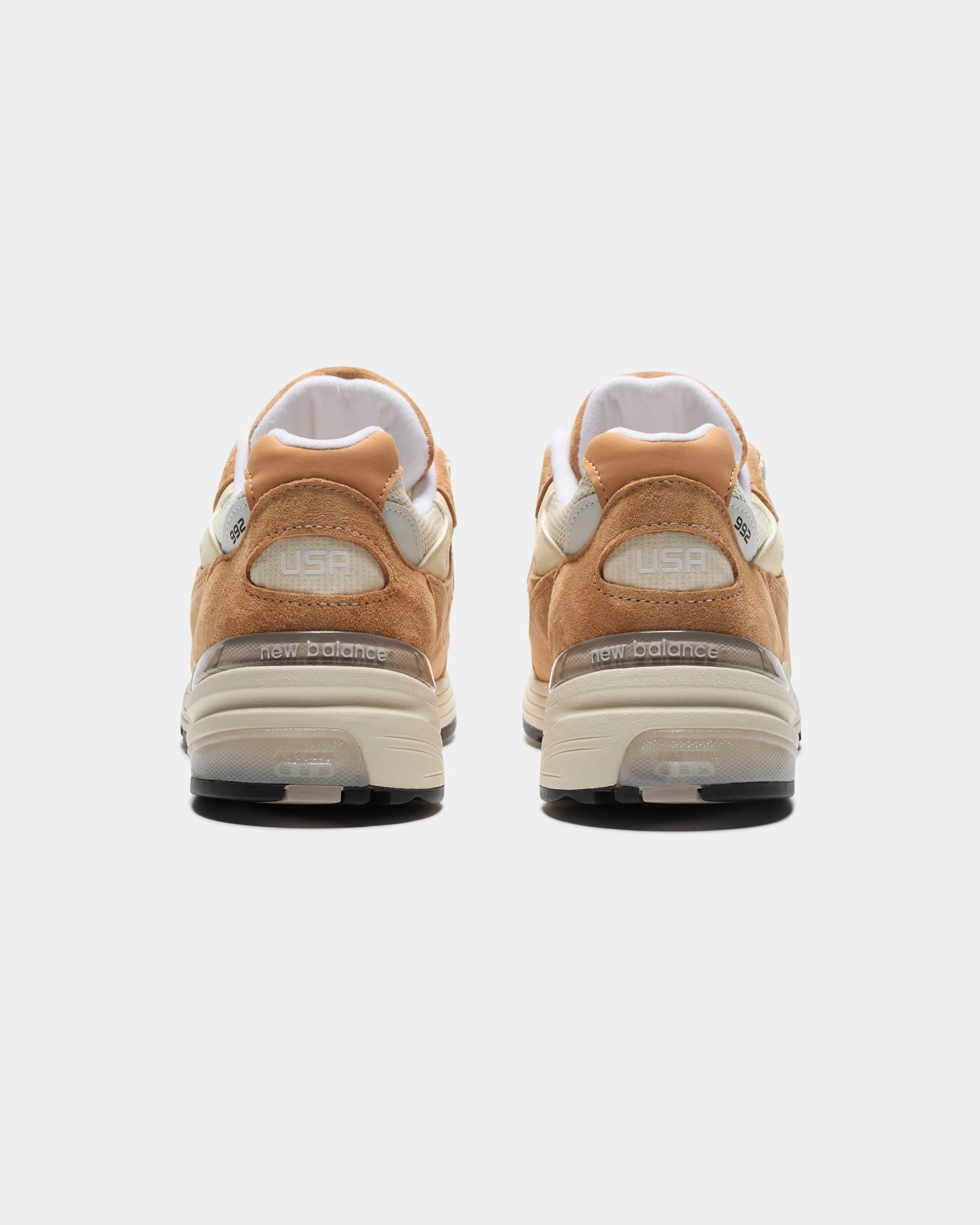 NEW BALANCE 'MADE IN USA' 992 - SWEETCARAMEL Reebok Originals
